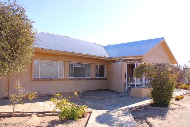 3 Bedroom Property for Sale in Fraserburg Northern Cape